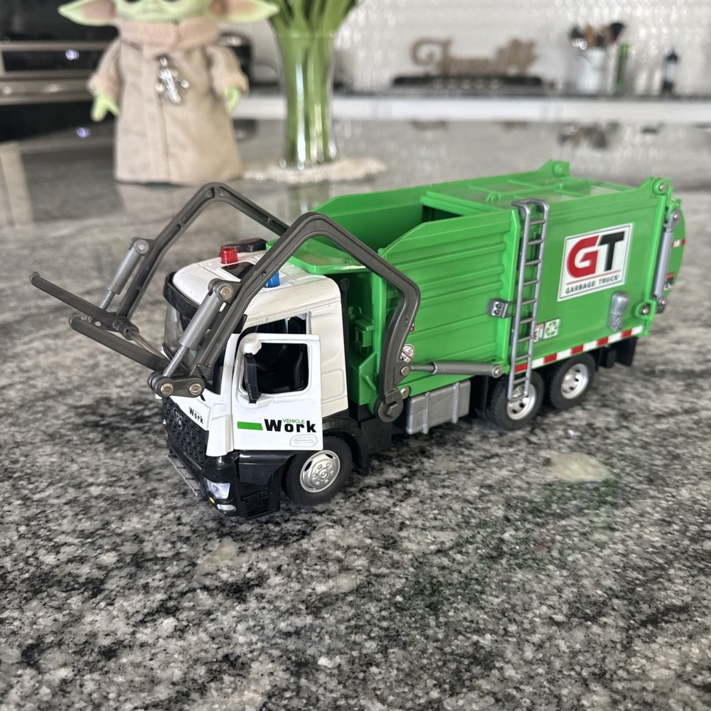 Garbage Truck Toys Metal Cab, Realistic Trash Truck Toys Boys Kids with Lights